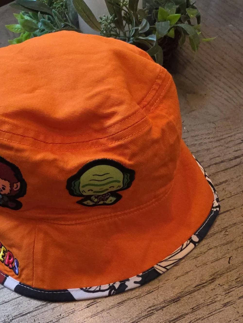 Bitty Monsters Reversible Universal Studios Bucket Hat NWOT